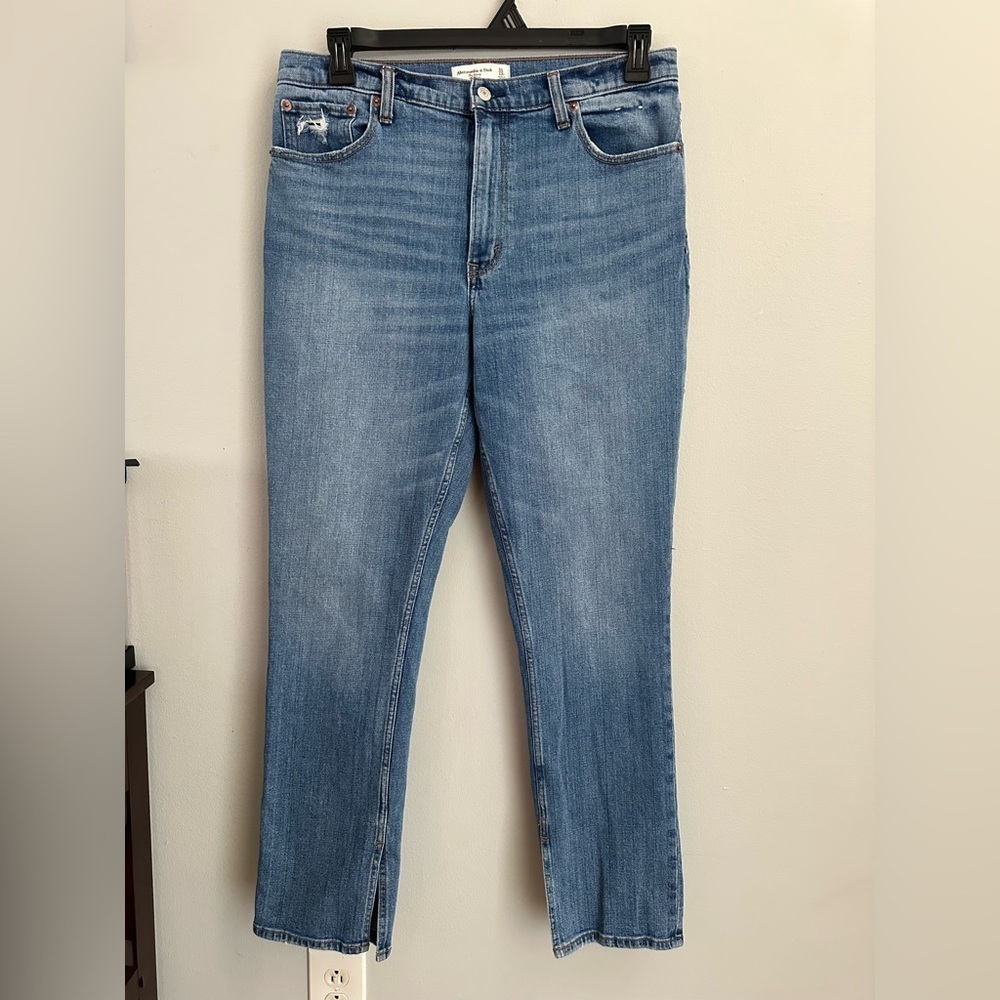 Abercrombie & Fitch The Skinny High Rise Jeans Vent Hem Blue Size 31/12 R